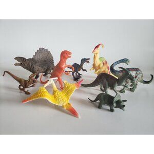 Lifelike Dinosaur 9 Figures Large & Small Plastic & PVC Set - Lot of 8